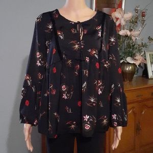 Old navy floral printed blouse size L